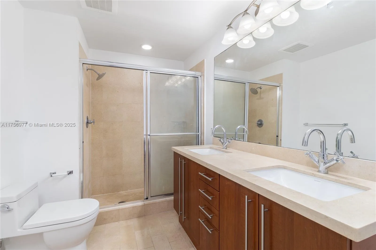 1111 SW 1st Ave # 2423-N, Miami, FL 33130 photo 8