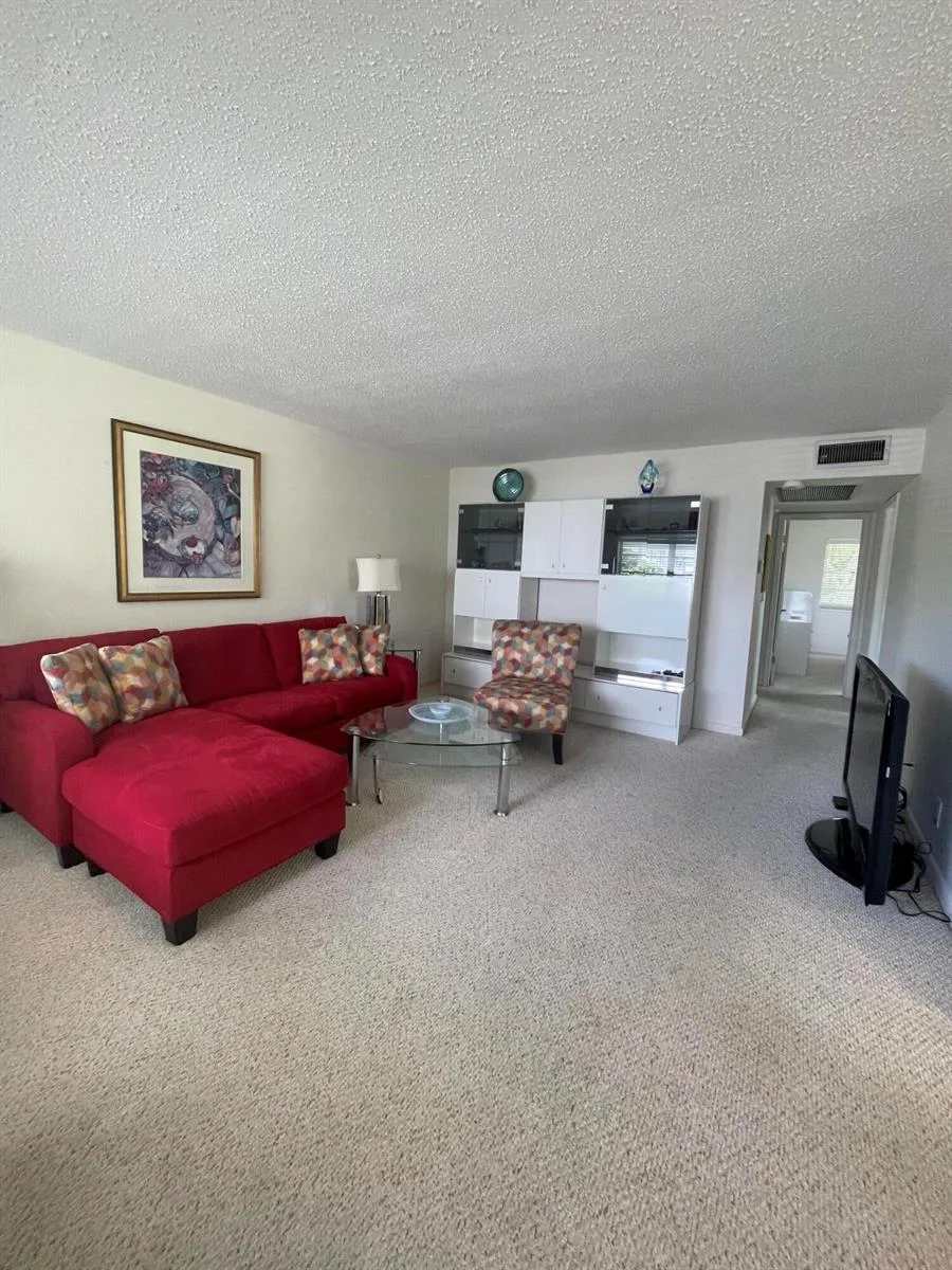 40 Keswick B # 40, Deerfield Beach, FL 33442