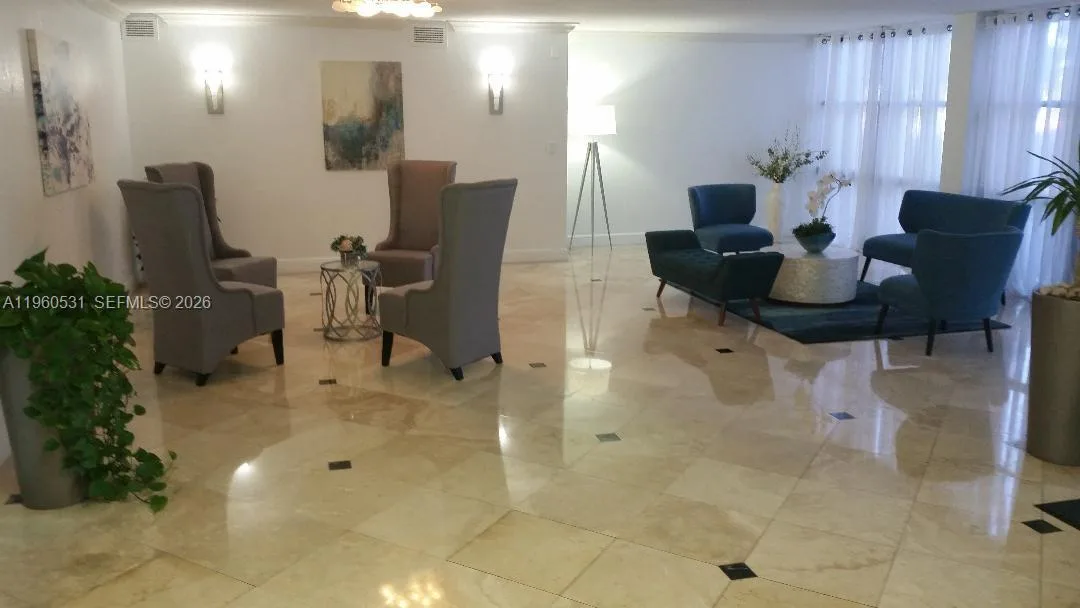 800 Parkview Dr # 416, Hallandale Beach, FL 33009 photo 2