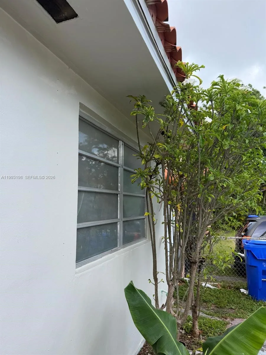 2353 SW 2nd St, Miami, FL 33135 photo 2