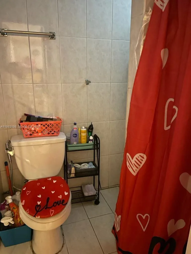 2353 SW 2nd St, Miami, FL 33135 photo 7