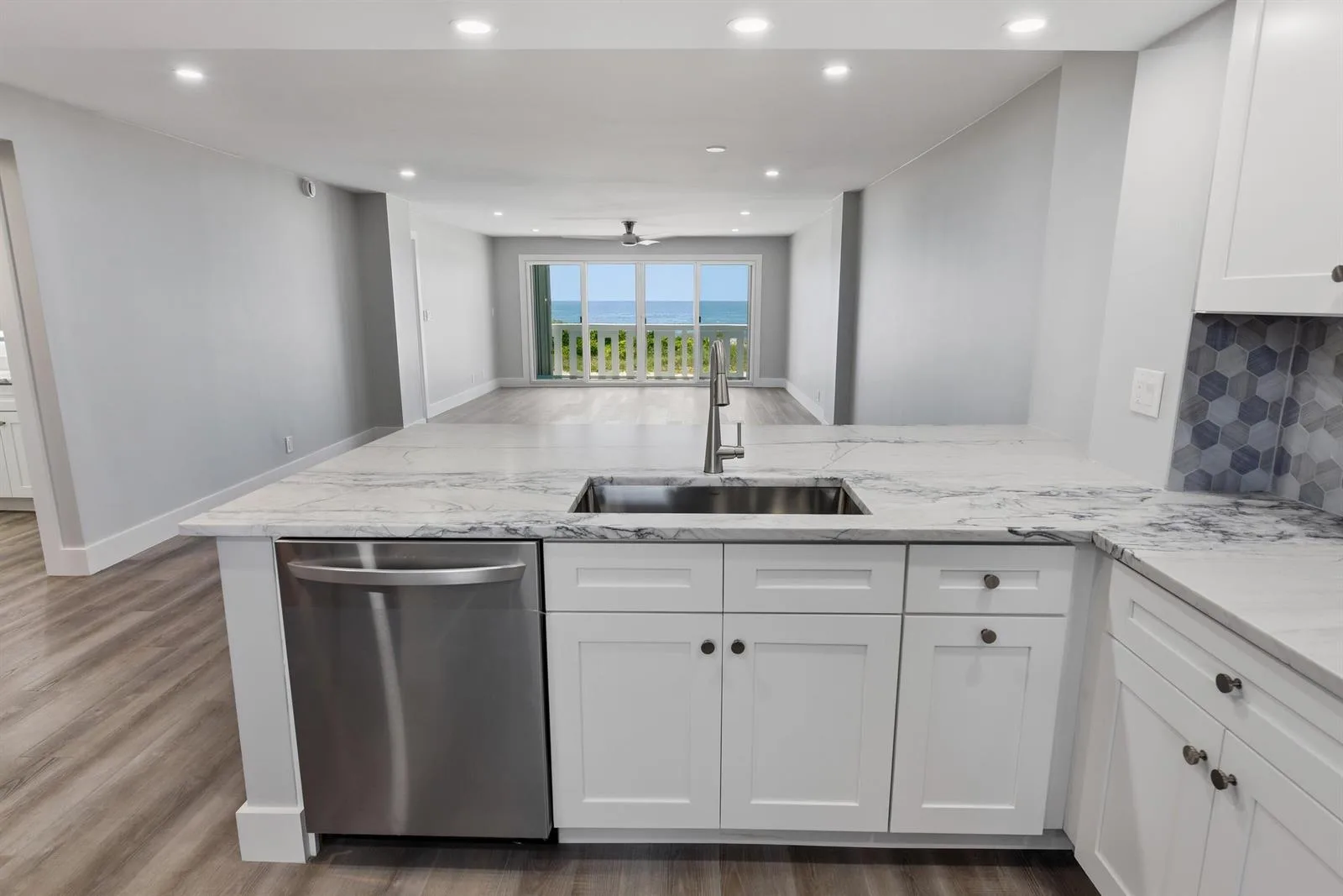 1012 N Ocean Boulevard # 202, Pompano Beach, FL 33062