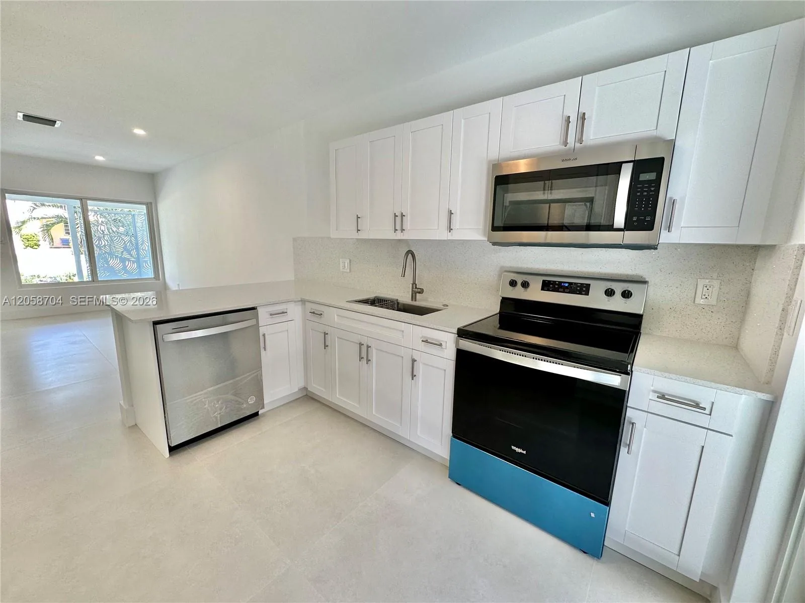 12125 NE 7th Ave # 1, North Miami, FL 33161 photo 4