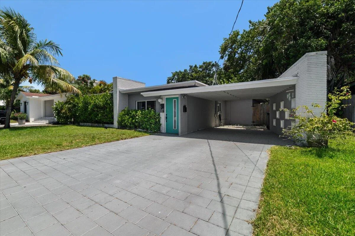1560 NE 32ND Street, Oakland Park, FL 33334 photo 2