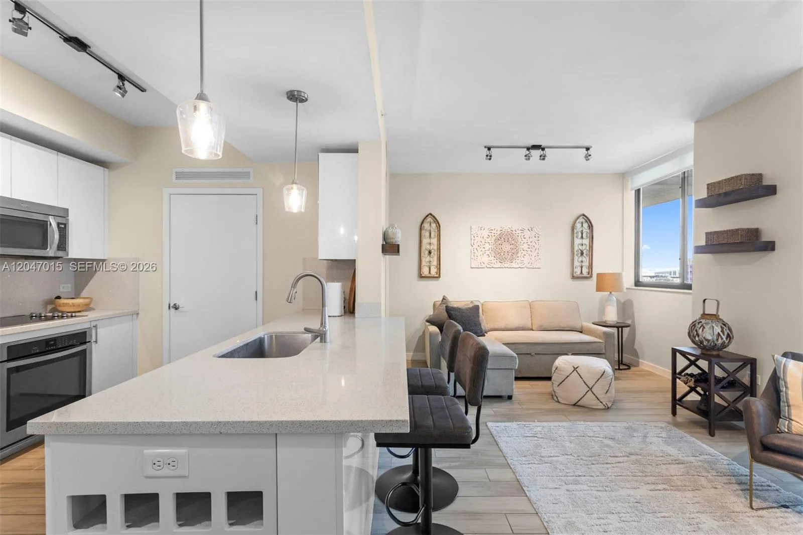999 SW 1st Ave # 2015, Miami, FL 33130 photo 10