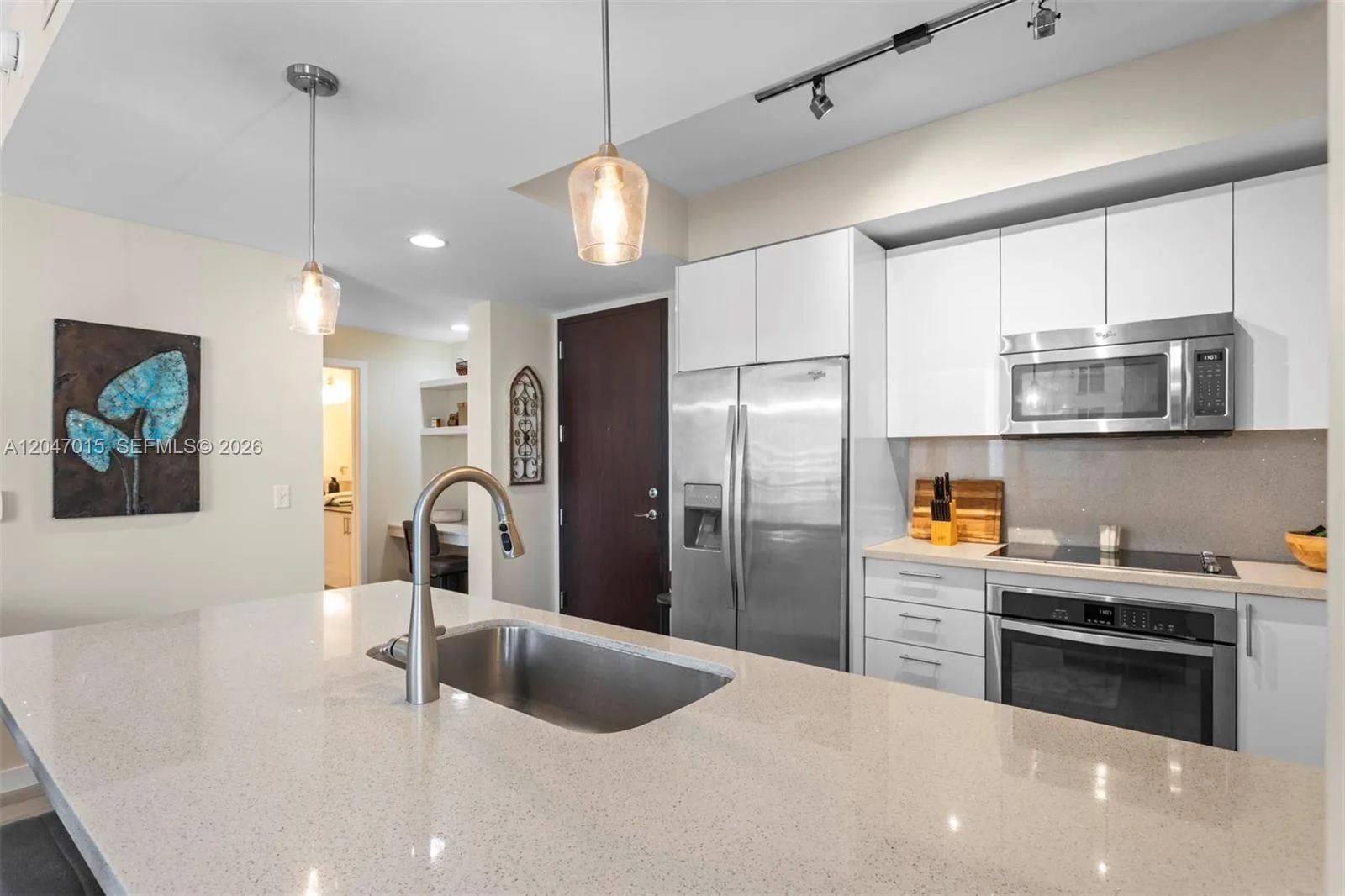 999 SW 1st Ave # 2015, Miami, FL 33130 photo 7
