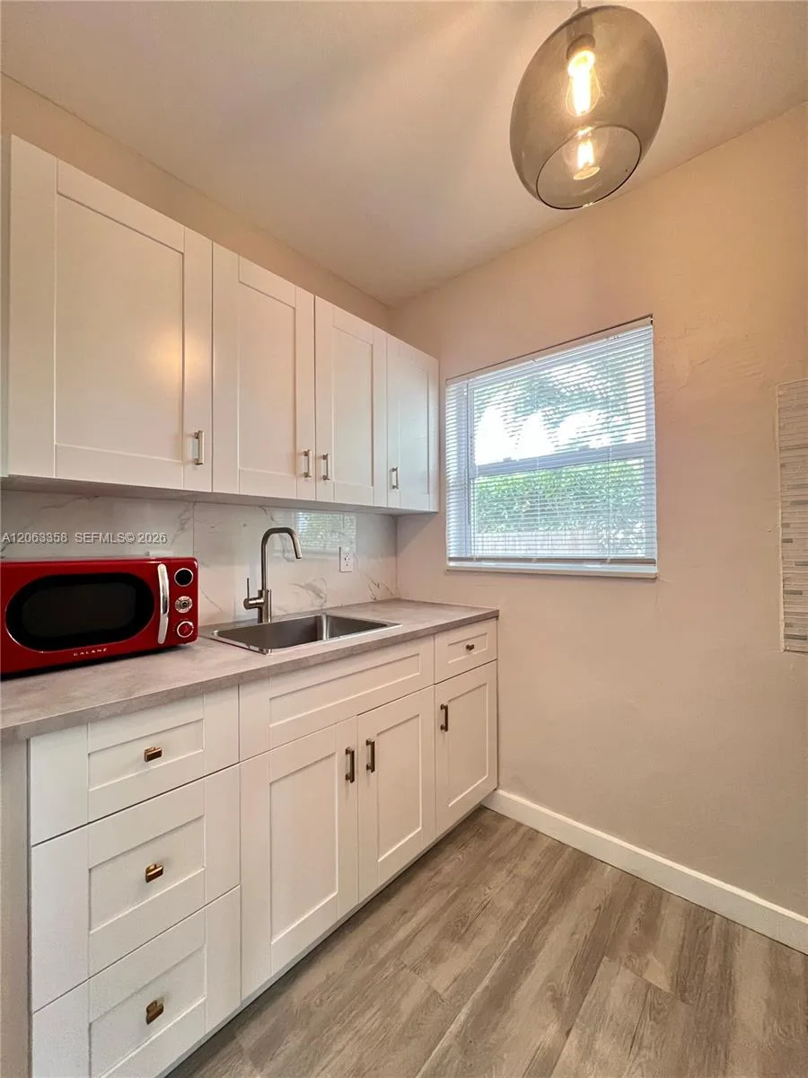 150 NE 59th St, Miami, FL 33137 photo 13