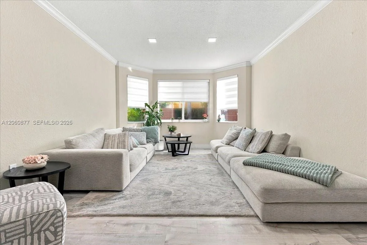 11495 NW 71st St, Doral, FL 33178 photo 8
