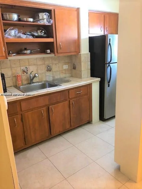6580 Santona St # A39, Coral Gables, FL 33146 photo 9