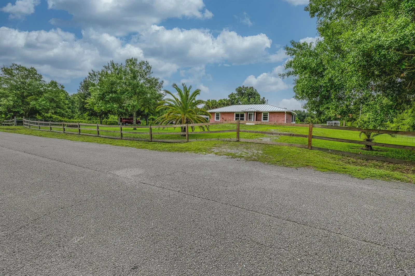 7346 NW 93rd Court, Okeechobee, FL 34972 photo 3