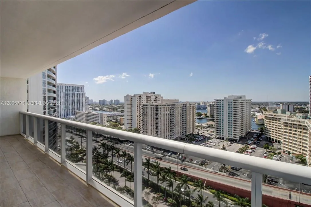 1830 S Ocean Dr # 1708, Hallandale Beach, FL 33009 photo 13