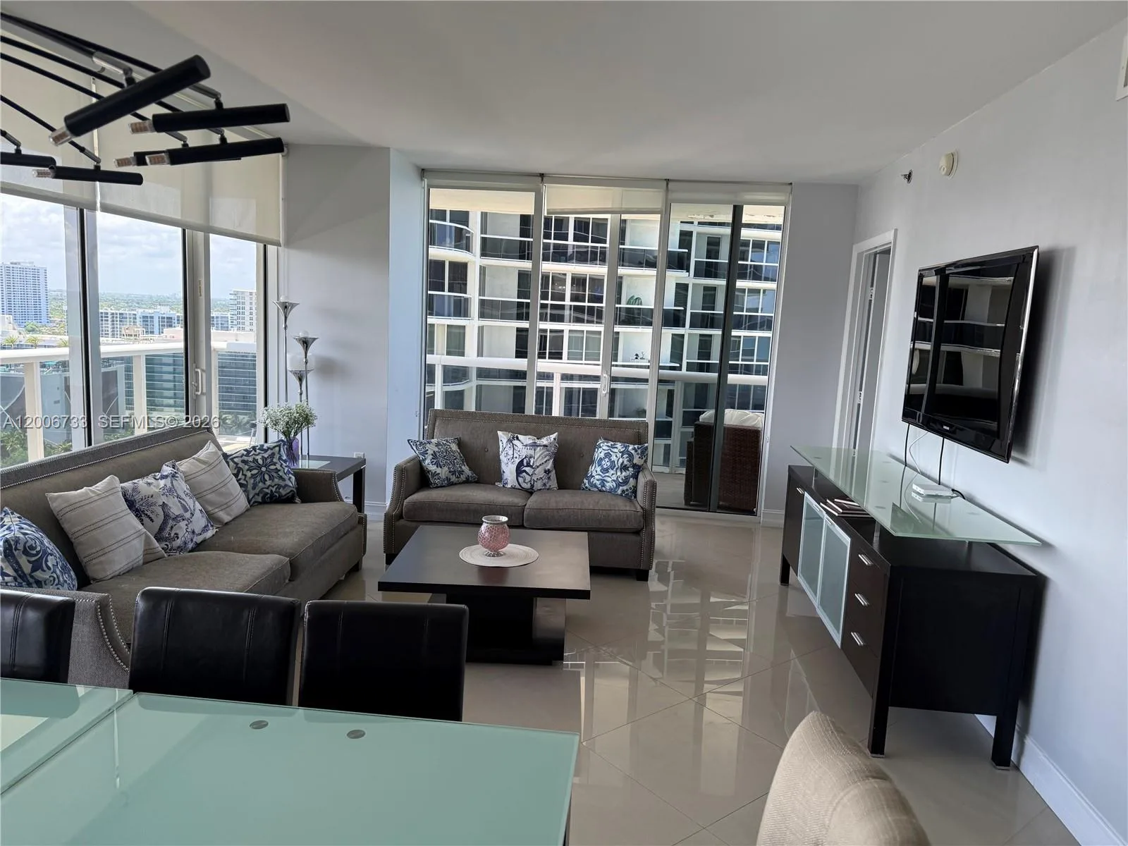 1830 S Ocean Dr # 1708, Hallandale Beach, FL 33009 photo 3