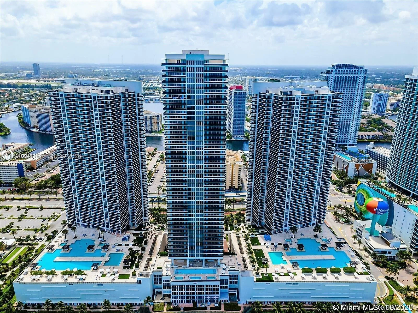1850 S Ocean Dr # 2303, Hallandale Beach, FL 33009 photo 2