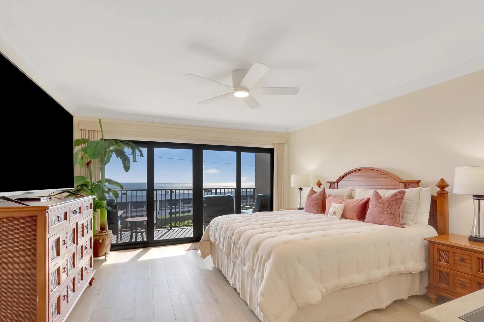 1055 Ocean Drive # 403, Juno Beach, FL 33408 photo 11