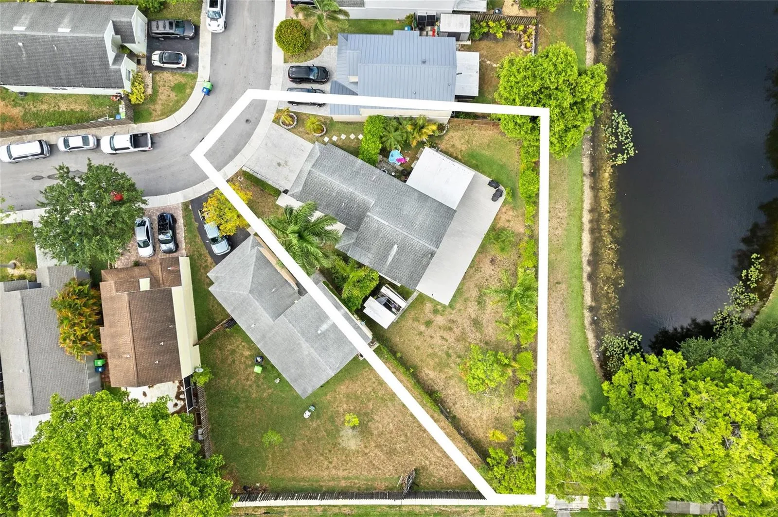 133 SW 159th Way, Sunrise, FL 33326 photo 3