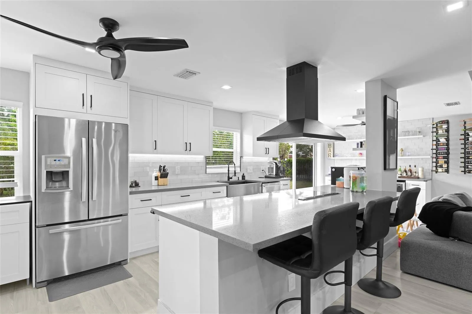 133 SW 159th Way, Sunrise, FL 33326 photo 4
