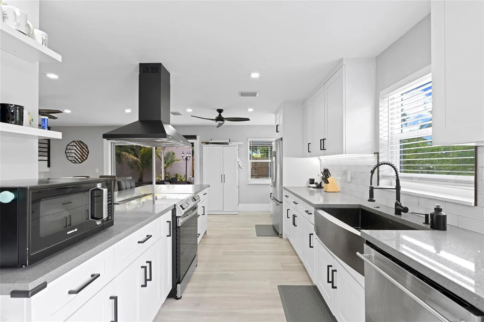 133 SW 159th Way, Sunrise, FL 33326 photo 6