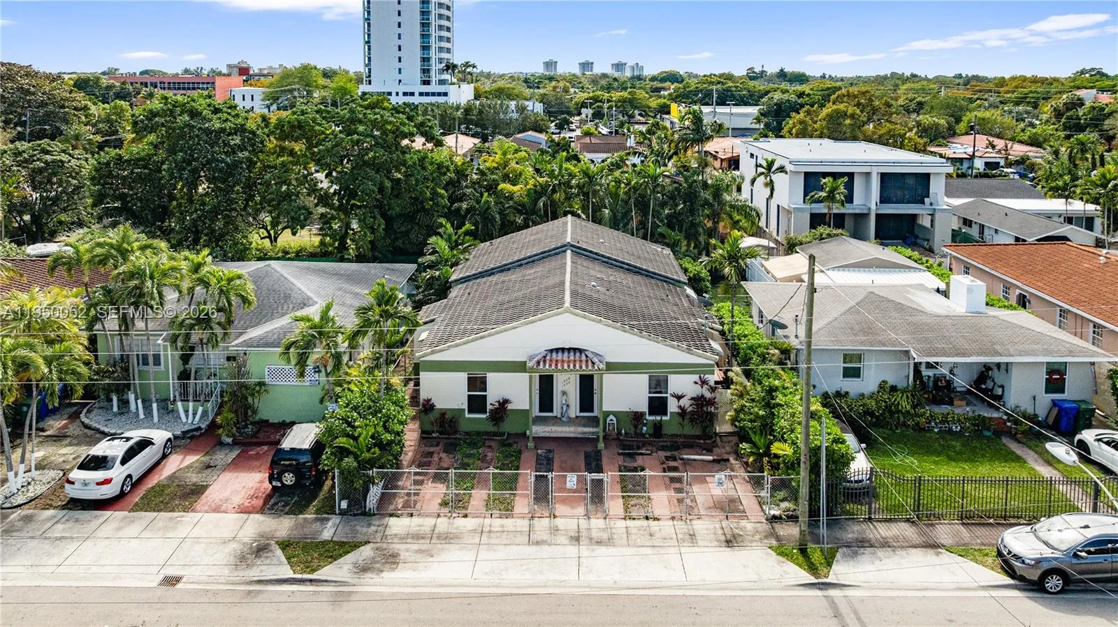 1428 SW 20th St, Miami, FL 33145 photo 11