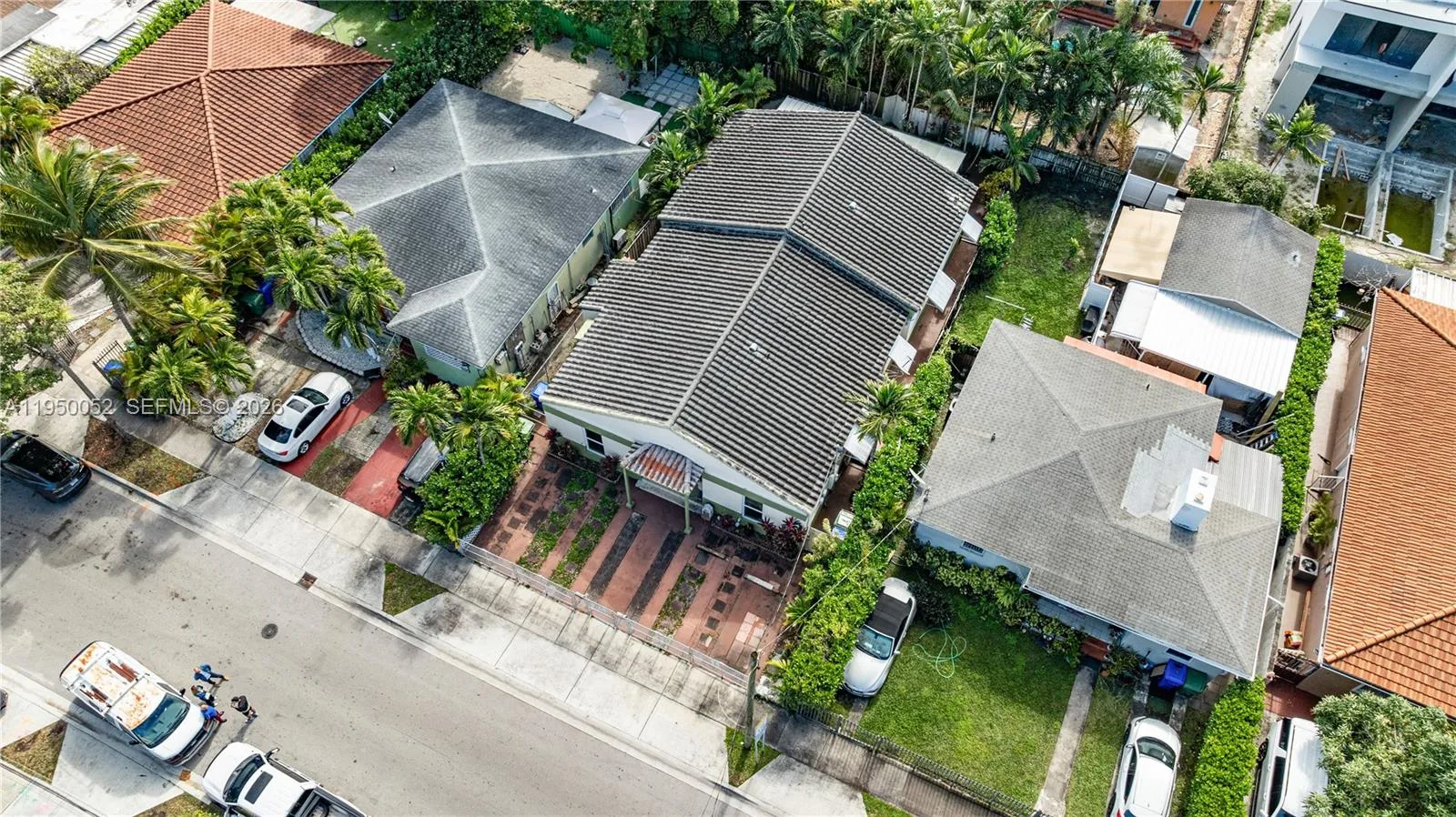 1428 SW 20th St, Miami, FL 33145 photo 9