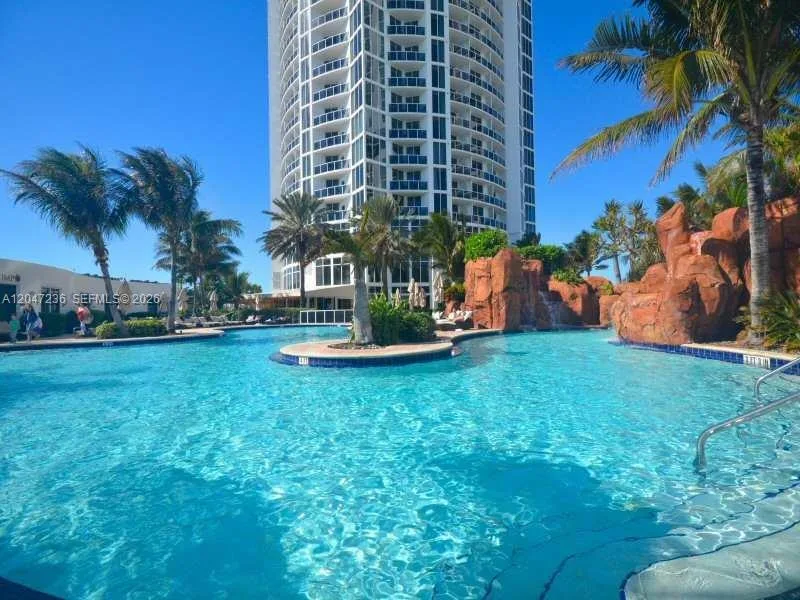 18001 Collins Ave # 708, Sunny Isles Beach, FL 33160 photo 2