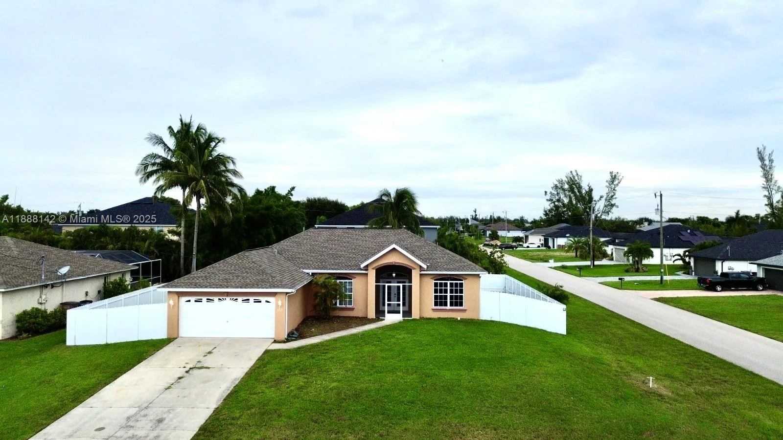 1721 SW 21st Ln, Cape Coral, FL 33991