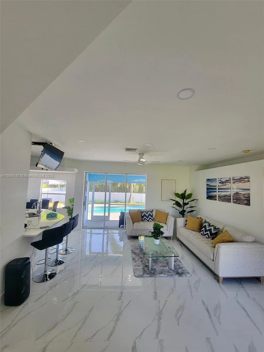 1721 SW 21st Ln, Cape Coral, FL 33991 photo 5