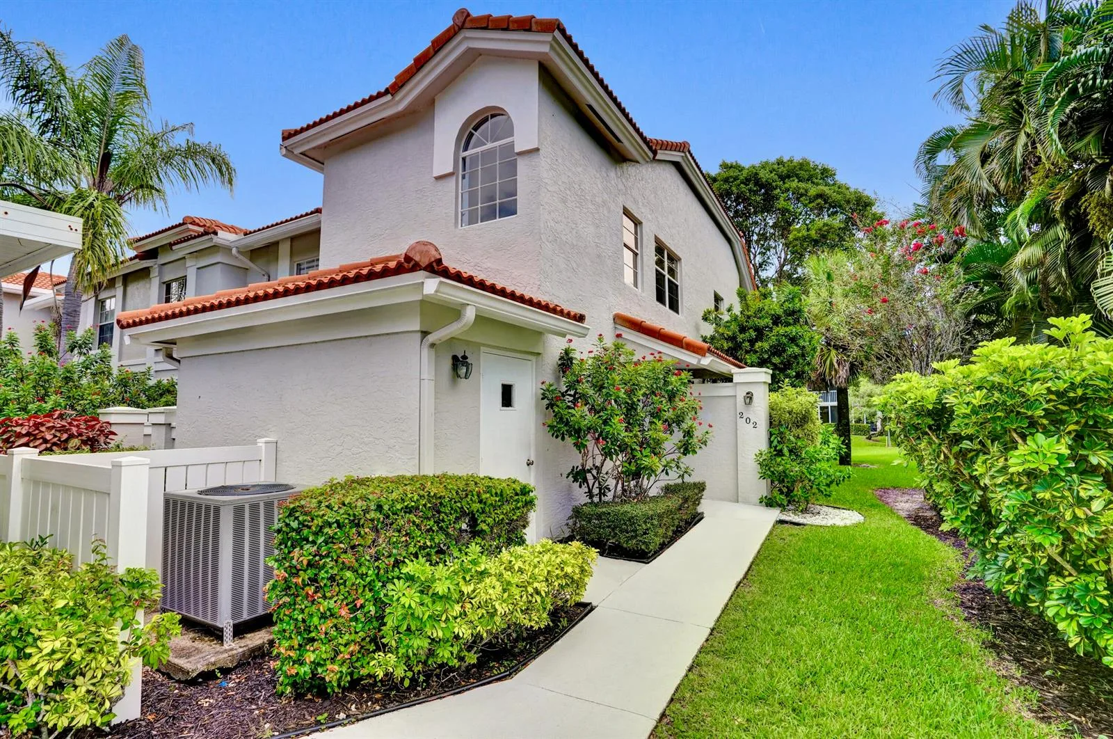 7669 Springwater Place # 202, Boynton Beach, FL 33437