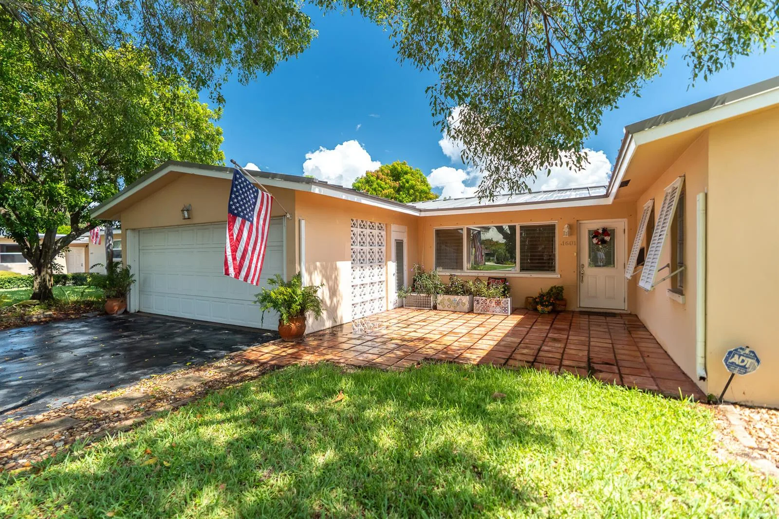 1601 NE 48TH Court, Oakland Park, FL 33334 photo 4