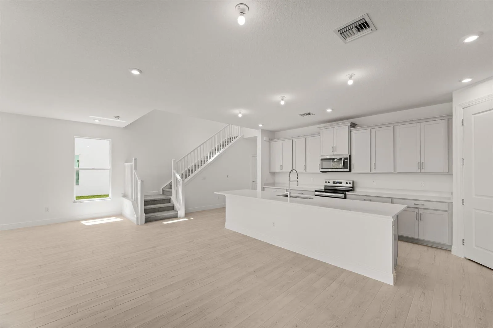 3495 NW Solange Court, Jensen Beach, FL 34957 photo 4