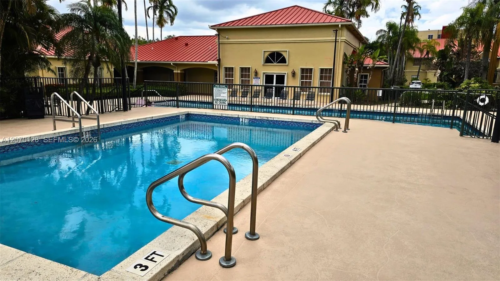18332 NW 68th Ave # H, Hialeah, FL 33015 photo 4