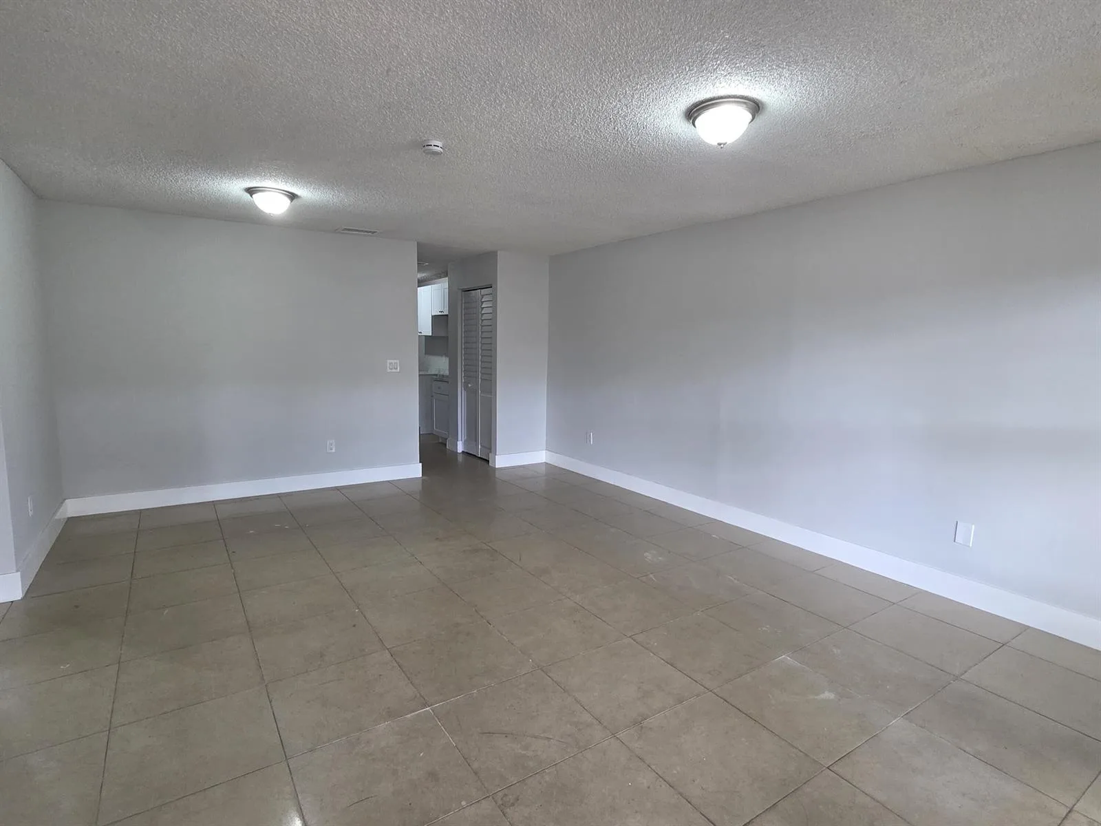 18050 NW 41st Place, Miami Gardens, FL 33055 photo 5