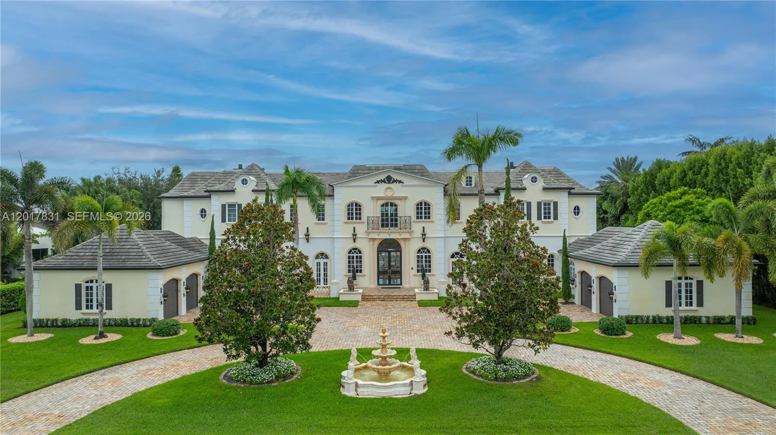 2951 Lake Ridge Ln, Weston, FL 33332