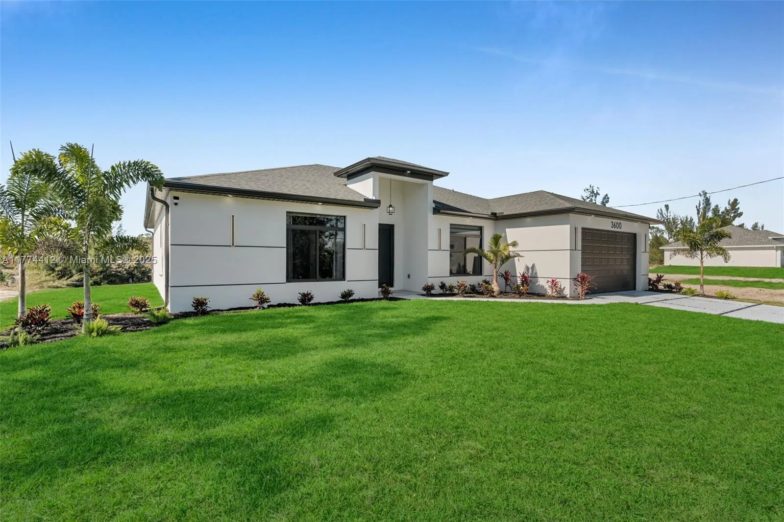 3600 NE 9TH PL, Cape Coral, FL 33909 photo 3