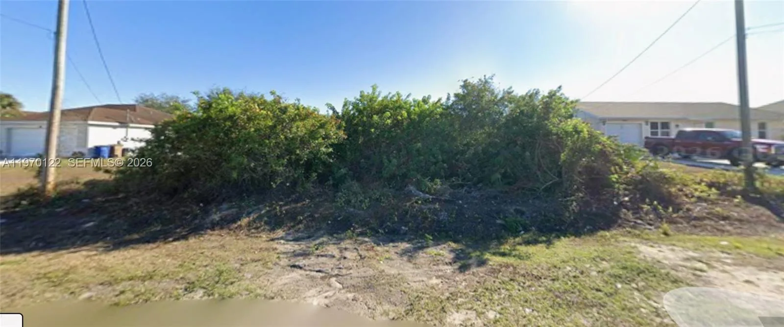 2503 27th St SW, Lehigh Acres, FL 33976
