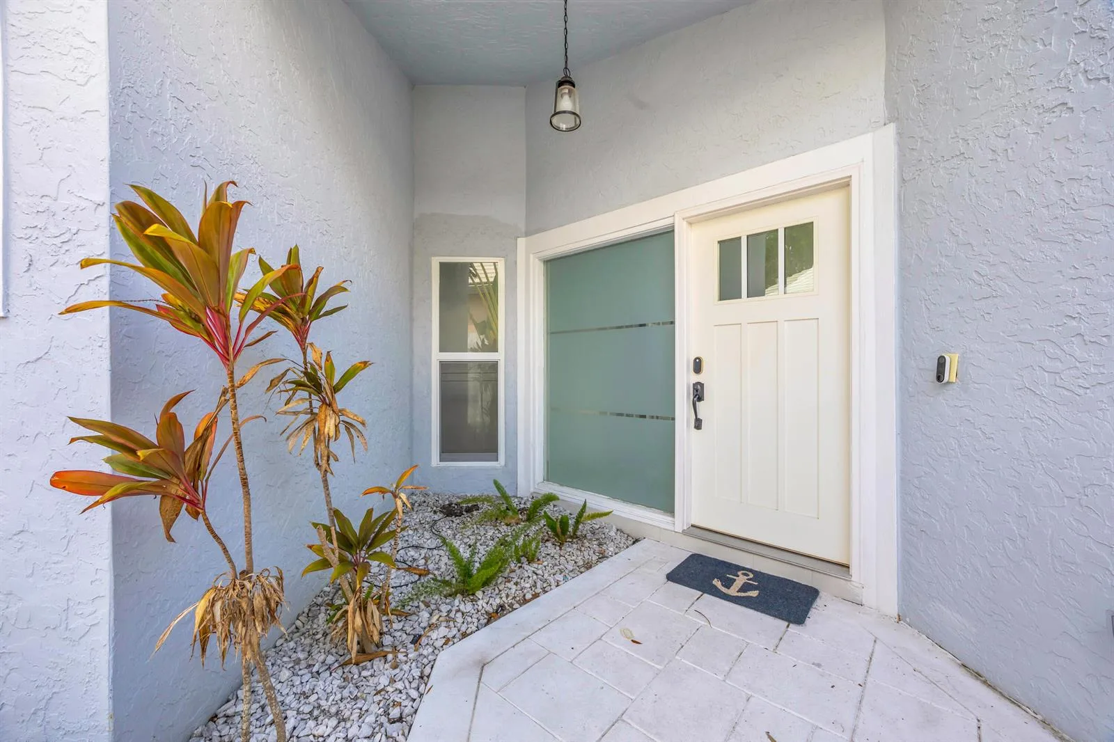 39 Dorchester Circle, Palm Beach Gardens, FL 33418 photo 2