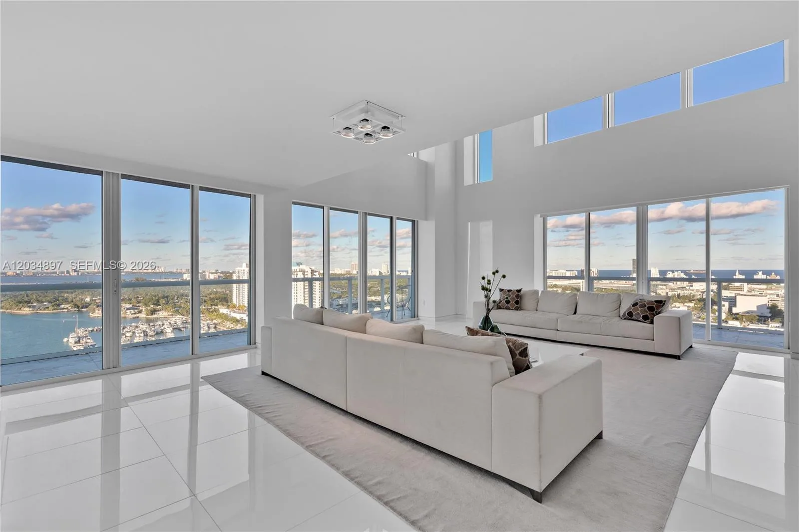 10 Venetian Way # PH04, Miami Beach, FL 33139