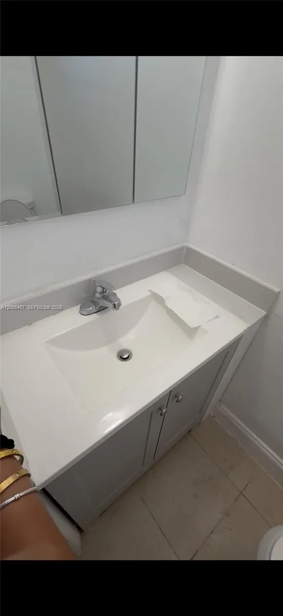 41 NE 195th St, Miami, FL 33179 photo 4