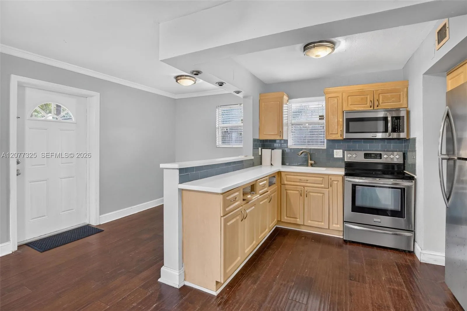 1527 Jackson St, Hollywood, FL 33020 photo 6
