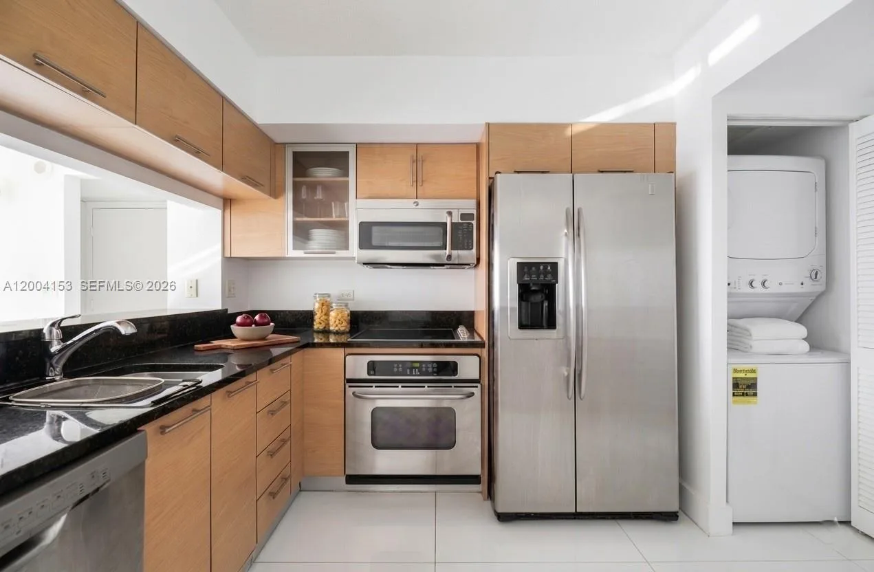 31 SE 5th St # 3210, Miami, FL 33131 photo 2