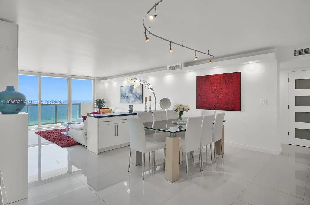 6039 Collins Ave # 1126, Miami Beach, FL 33140 photo 5