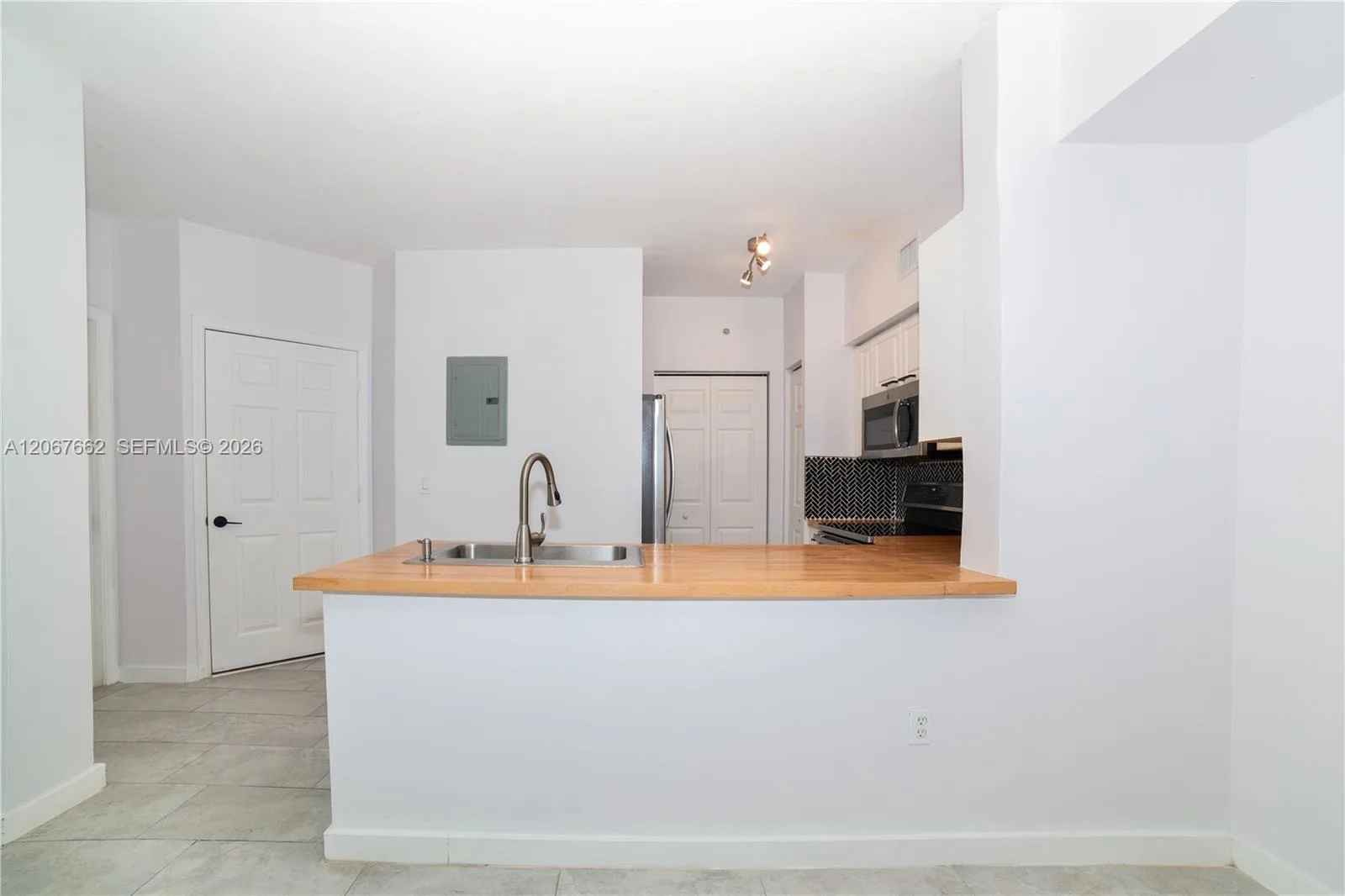 17125 N Bay Rd # 3410, Sunny Isles Beach, FL 33160 photo 8