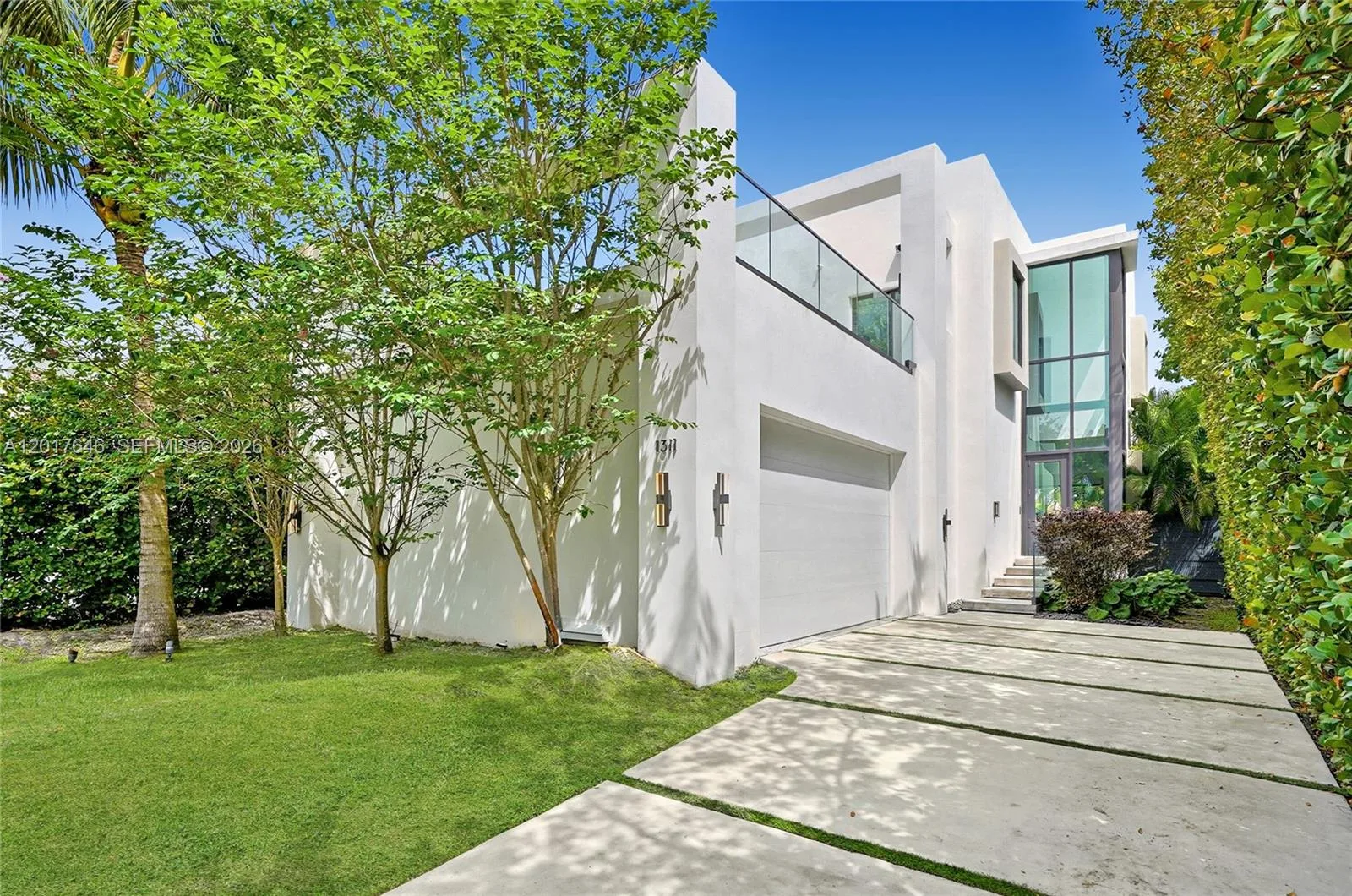 1311 Bay Dr, Miami Beach, FL 33141