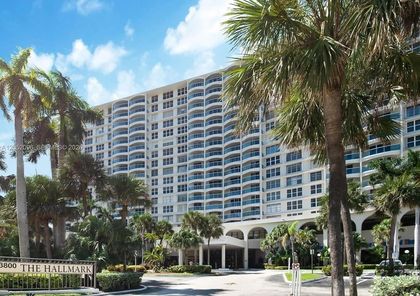 3800 S Ocean Dr # 611, Hollywood, FL 33019