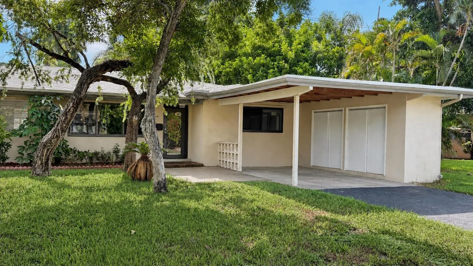 360 NW 65TH Avenue, Plantation, FL 33317