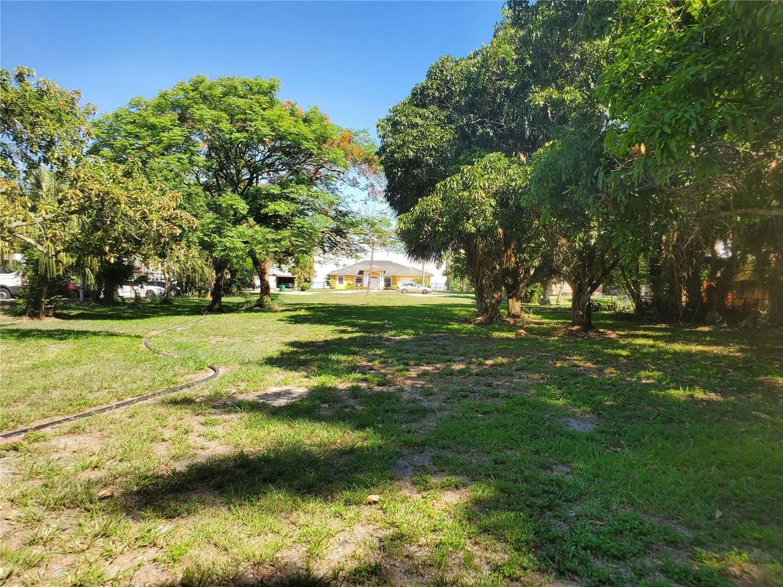 1697 E Main St, Pahokee, FL 33476 photo 3