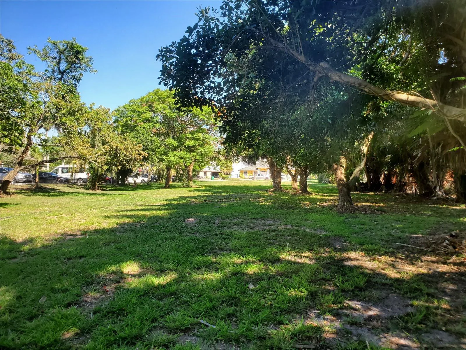 1697 E Main St, Pahokee, FL 33476 photo 5