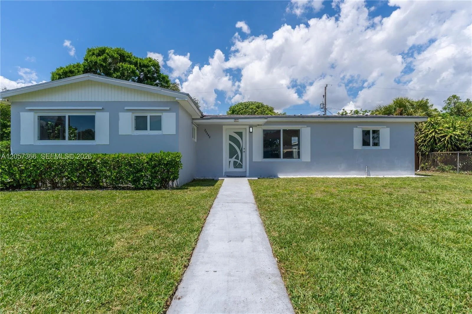 20440 NW 20th ct, Miami Gardens, FL 33056 photo 2