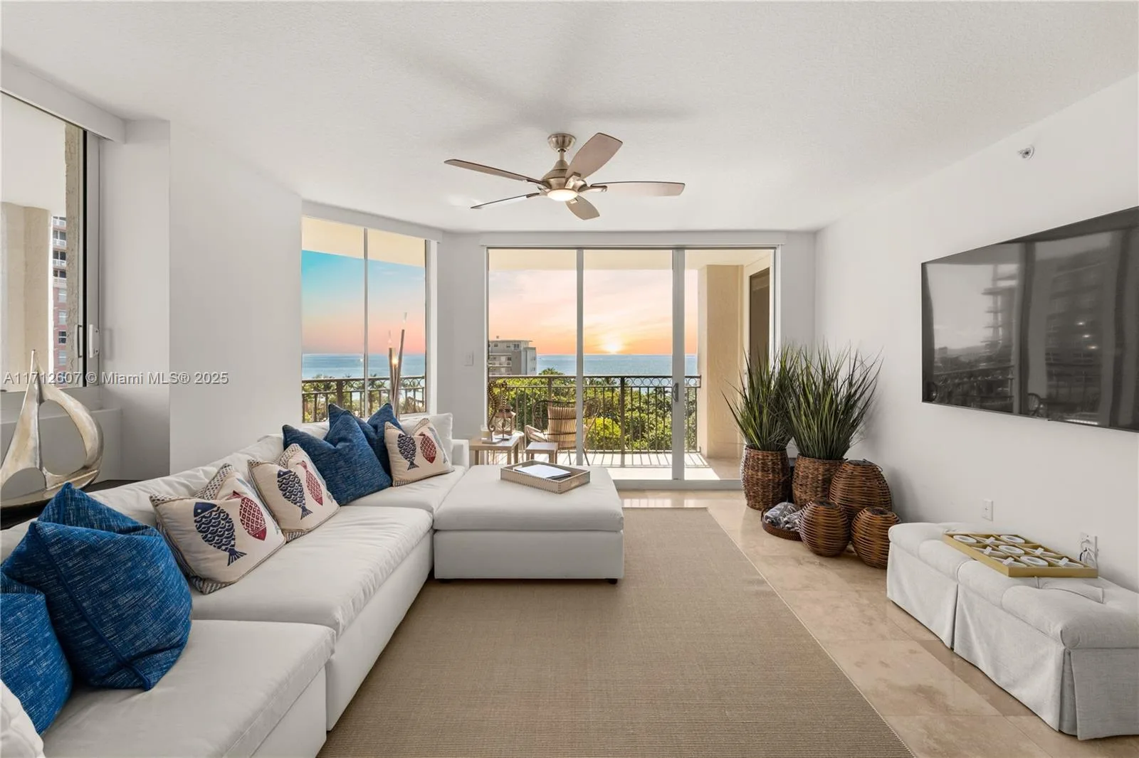 Vue Residences – photo 29