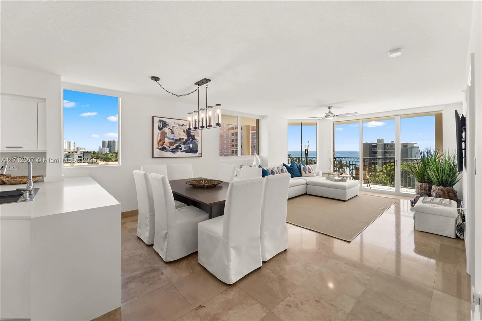 Vue Residences – photo 30