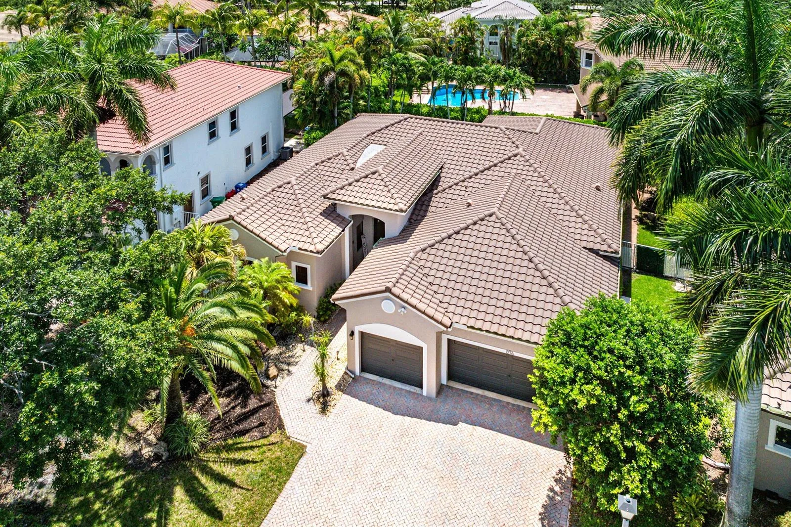 876 NW 123rd Drive, Coral Springs, FL 33071
